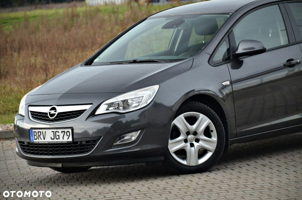 Opel Astra - 8