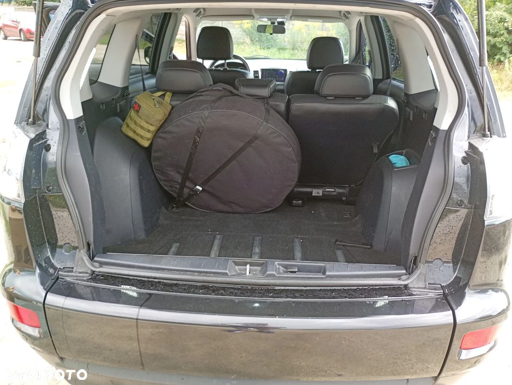 Mitsubishi Outlander 2.0 Intense 2WD EU5 - 16
