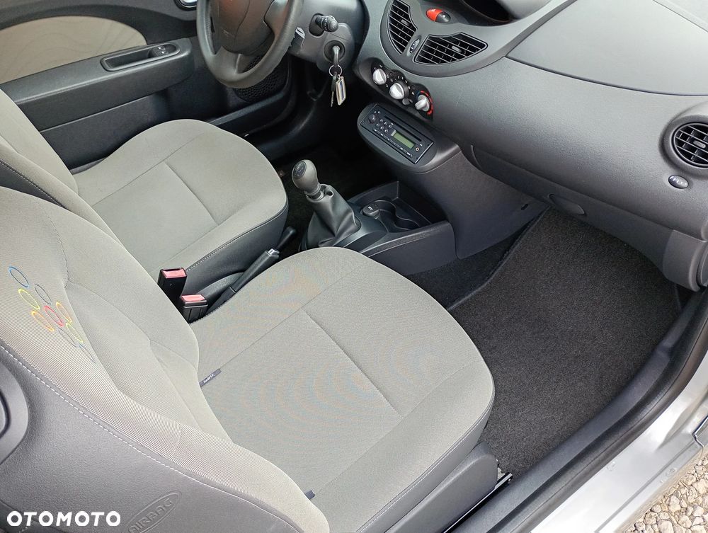 Renault Twingo 1.2 LEV 16V 75 Yahoo - 24