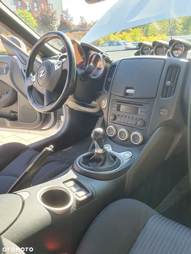 Nissan 370 Z 3.7 V6 Premium - 12