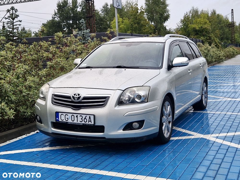 Toyota Avensis 2008 photo 2