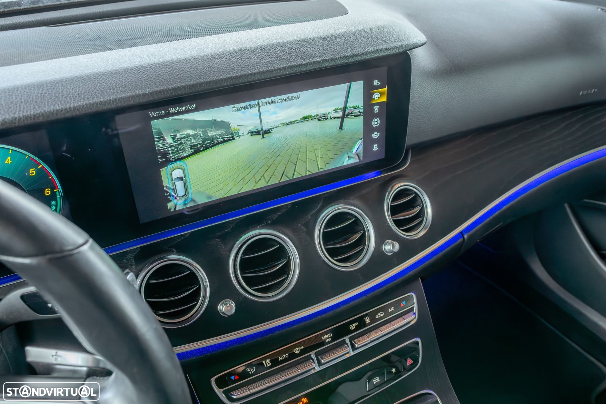 Mercedes-Benz E 300 de AMG Line - 13