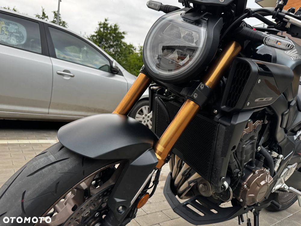 Honda CB - 9