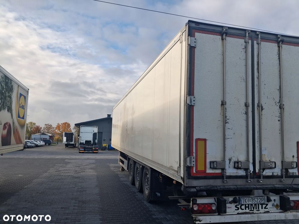 Schmitz Cargobull SKO 24 - 4