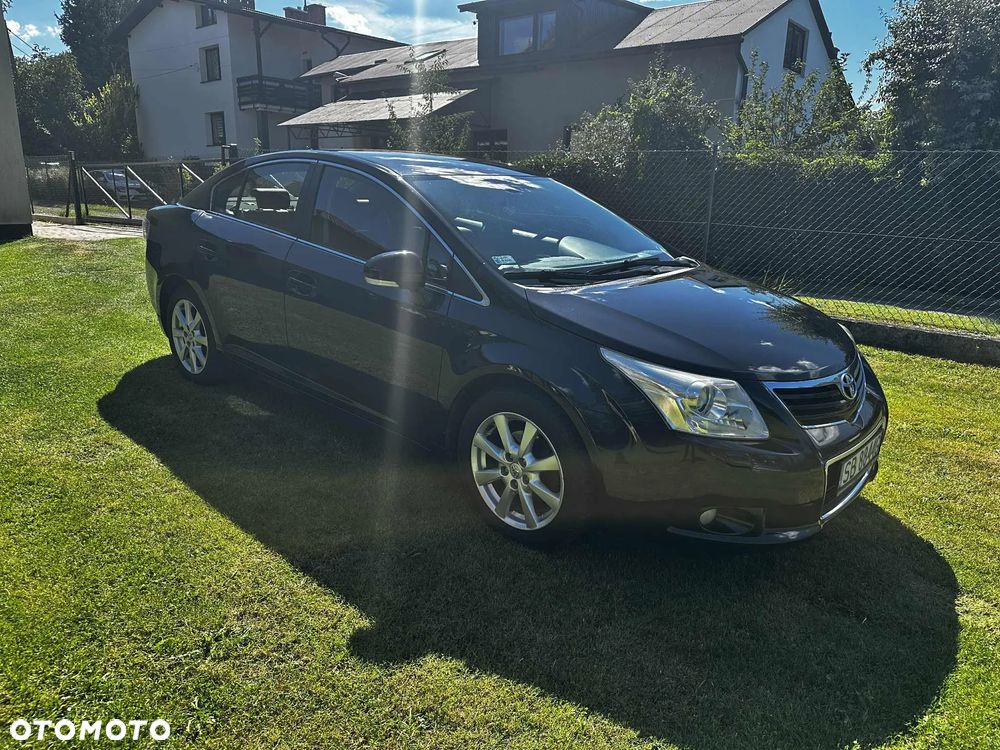 Toyota Avensis 2.0 Premium - 7