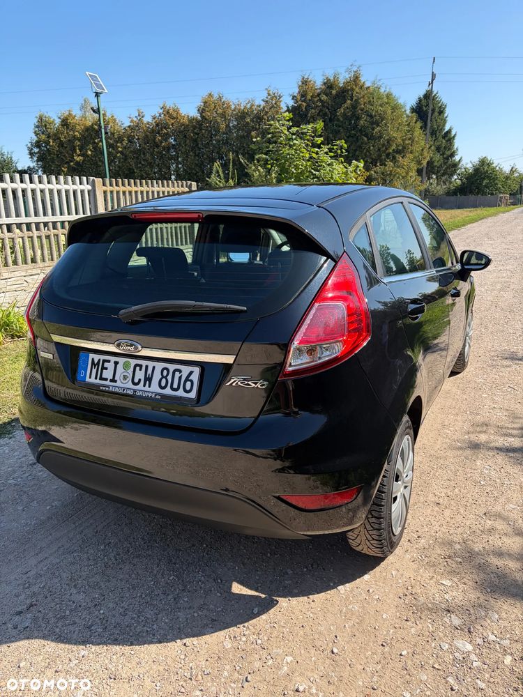 Ford Fiesta 1.0 EcoBoost Titanium - 4