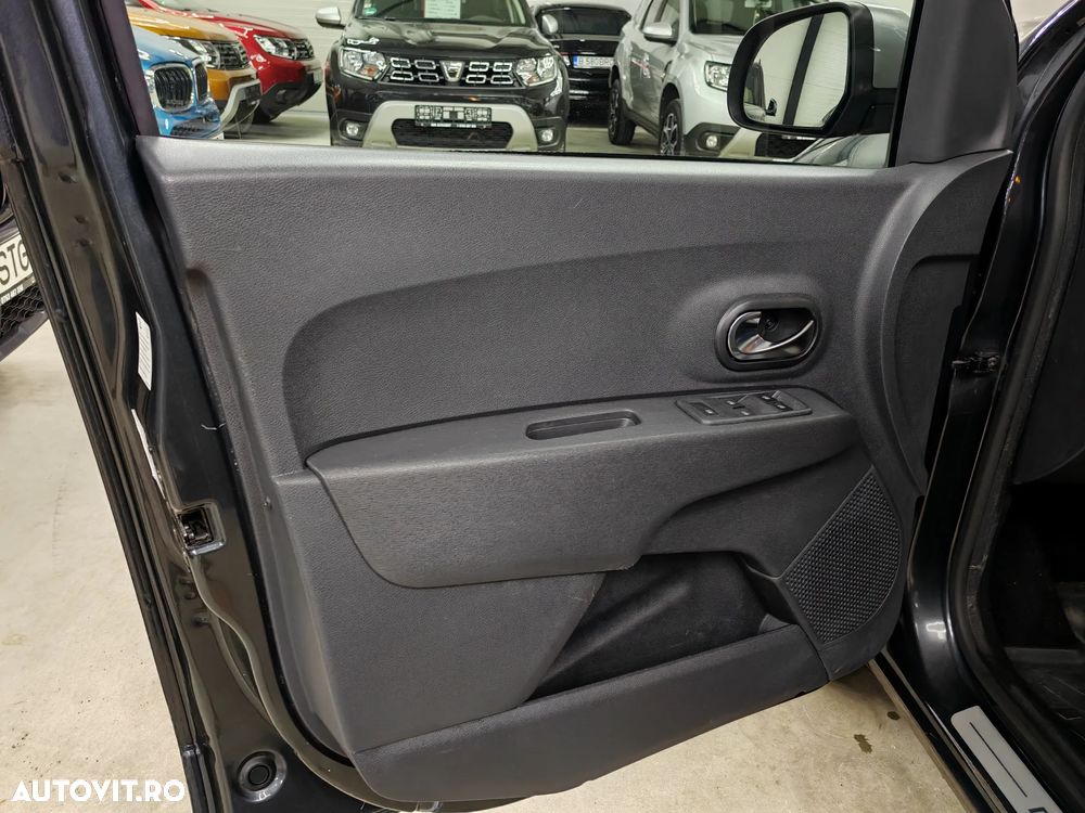 Dacia Lodgy 1.5 dCi Stepway - 13