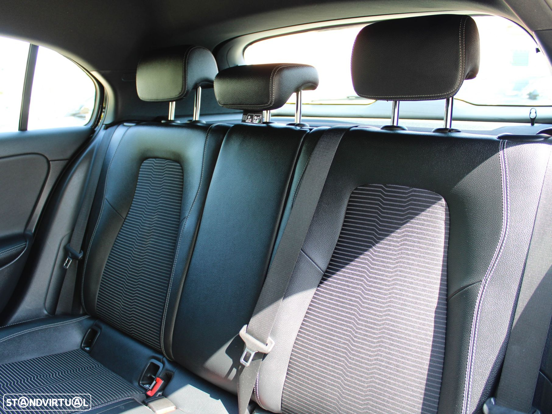 Mercedes-Benz A 180 d Progressive Aut. - 53