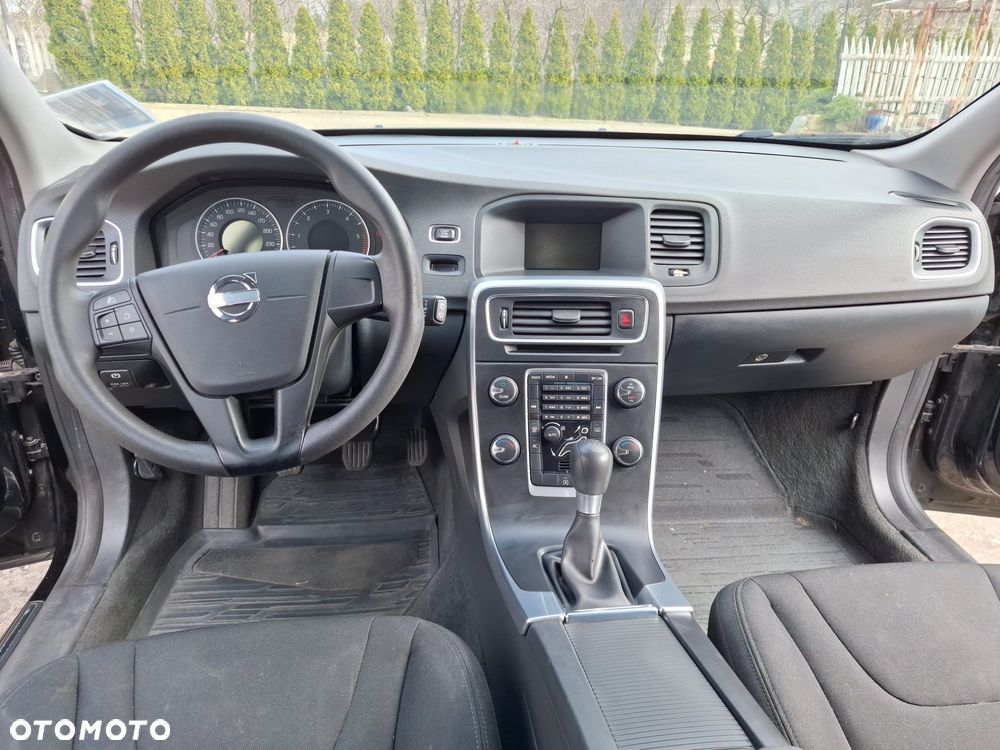 Volvo V60 D2 Edition - 10