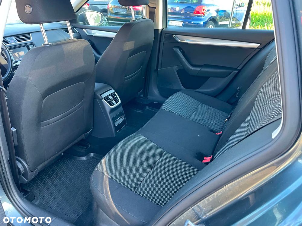 Skoda Octavia 2.0 TDI (Green tec) Ambition - 10