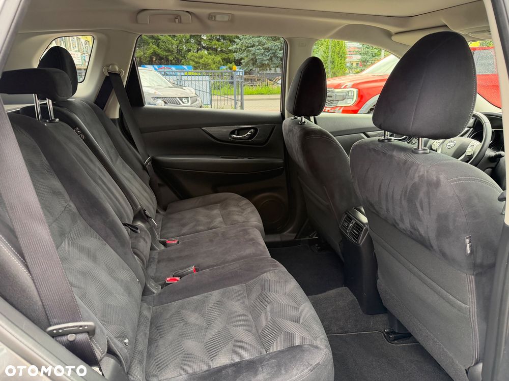 Nissan X-Trail - 12