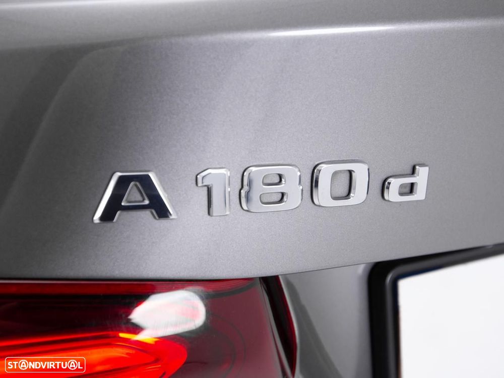 Mercedes-Benz A 180 Limousine - 14