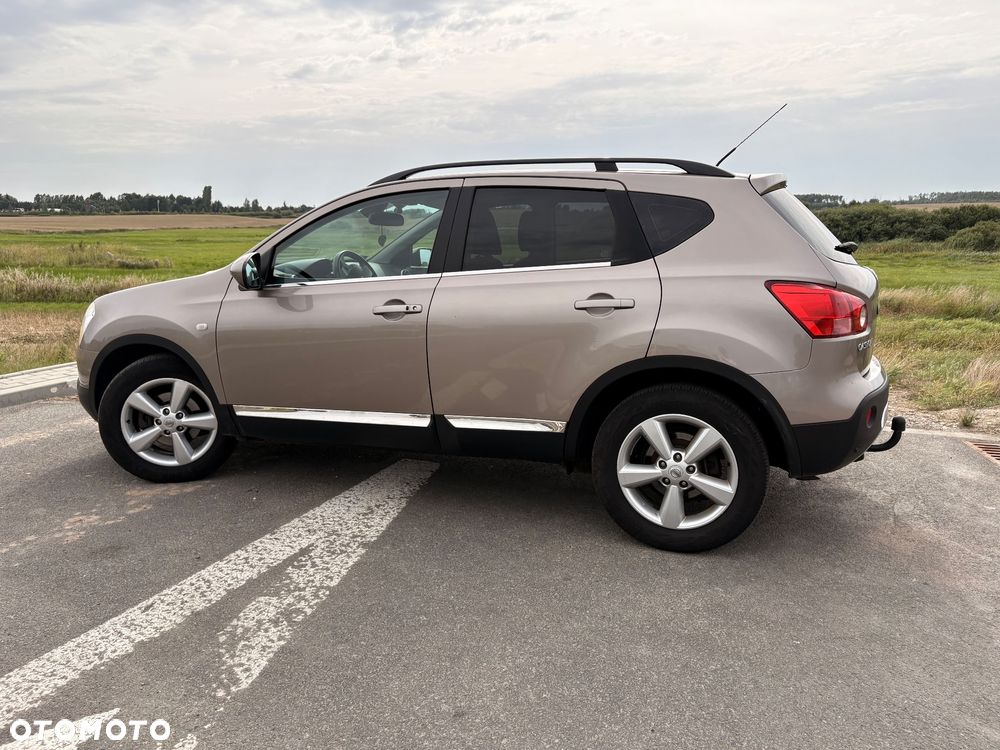 Nissan Qashqai 2.0 4x4 Tekna Premium CVT - 3