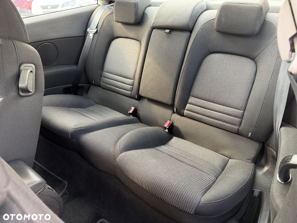 Peugeot 407 - 30