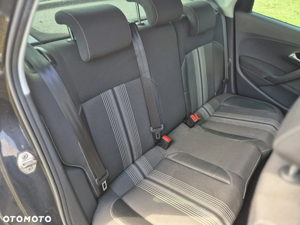 Volkswagen Polo 1.2 TDI MATCH - 12