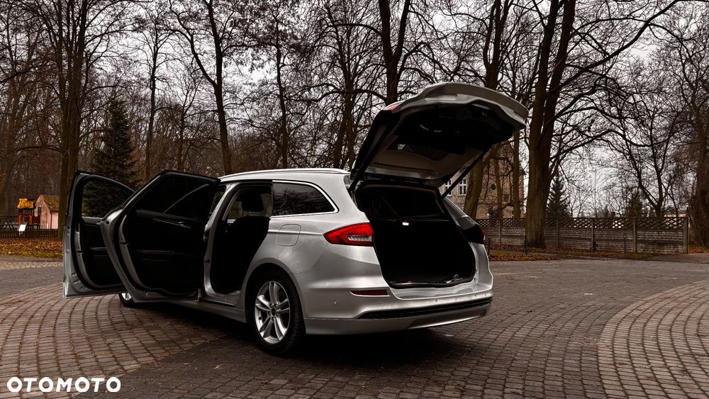 Ford Mondeo 2.0 EcoBlue Titanium - 17