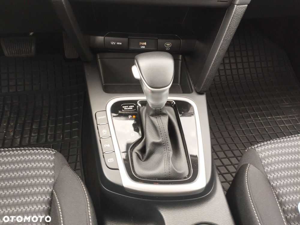 Kia XCeed 1.5 T-GDI M DCT - 15