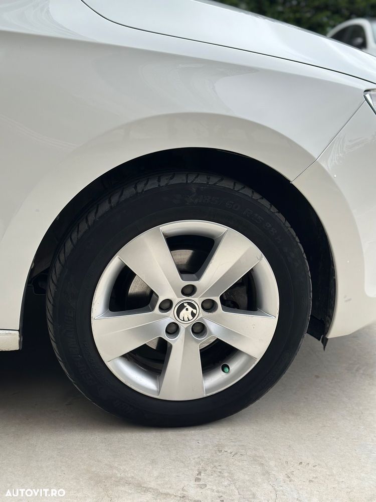 Skoda RAPID - 5