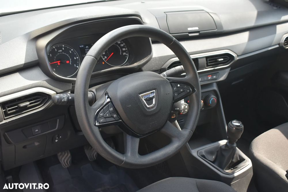Dacia Logan TCe 90 MT5 Comfort - 7