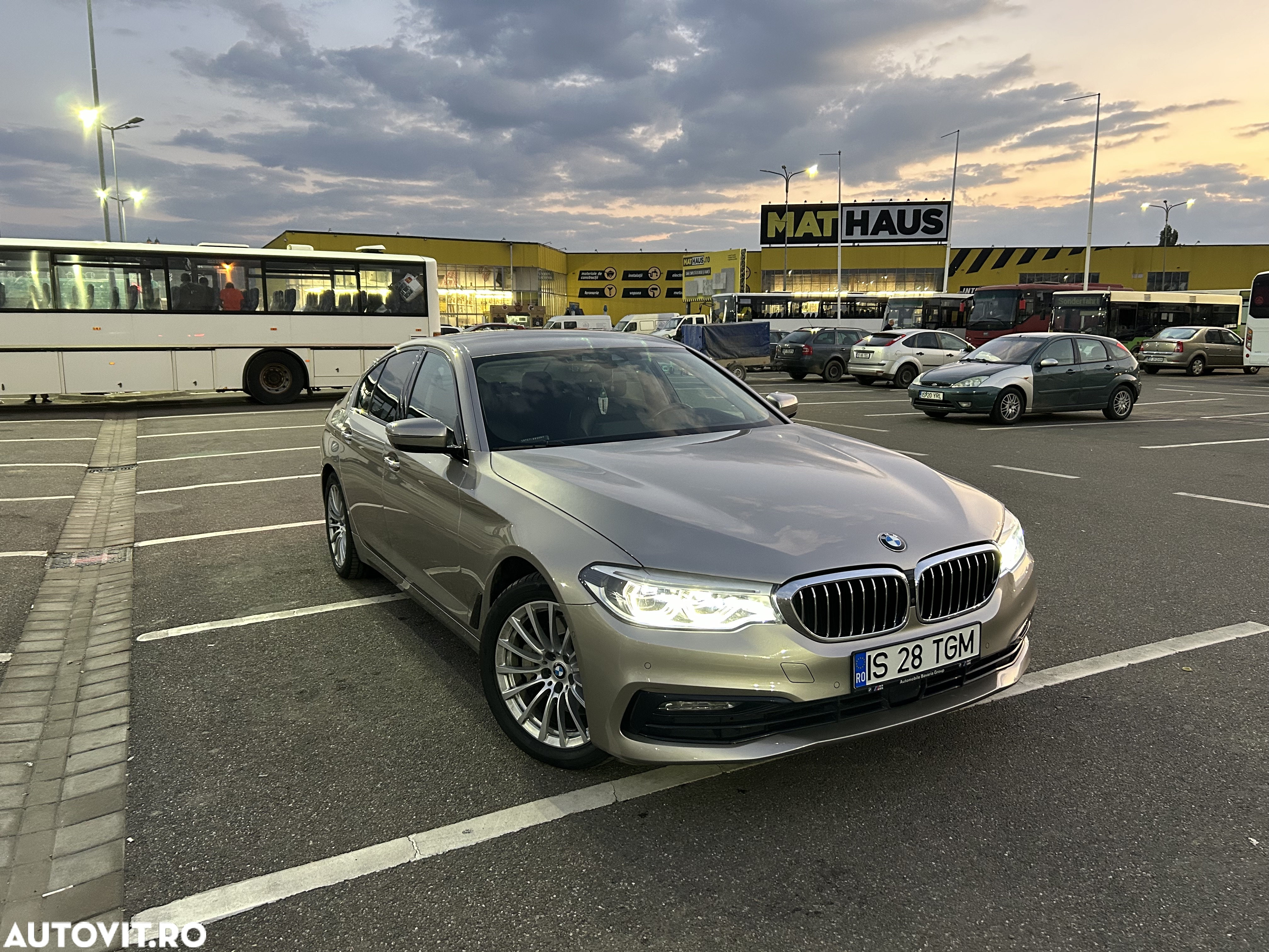 BMW Seria 5 530i xDrive Aut. Sport Line - 24