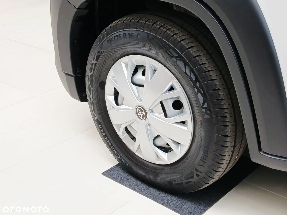 Toyota PROACEMAX - 40