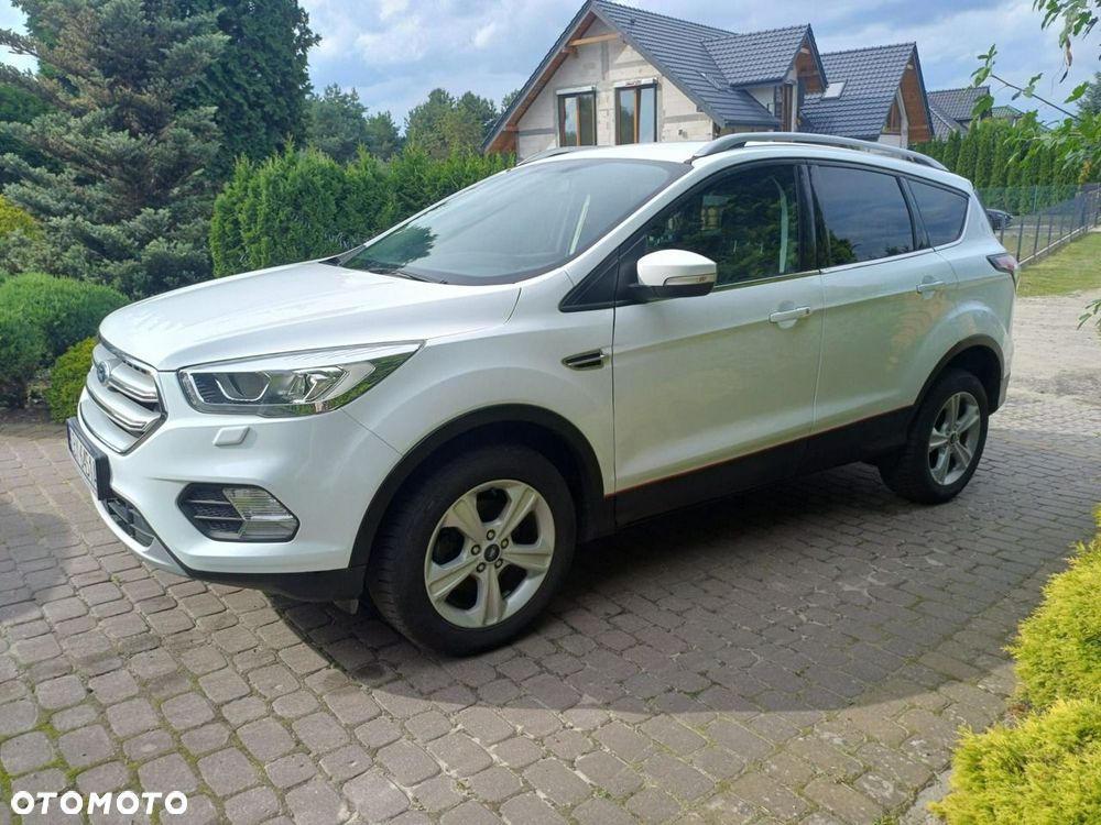 Ford Kuga 1.5 EcoBoost 2x4 Individual - 3