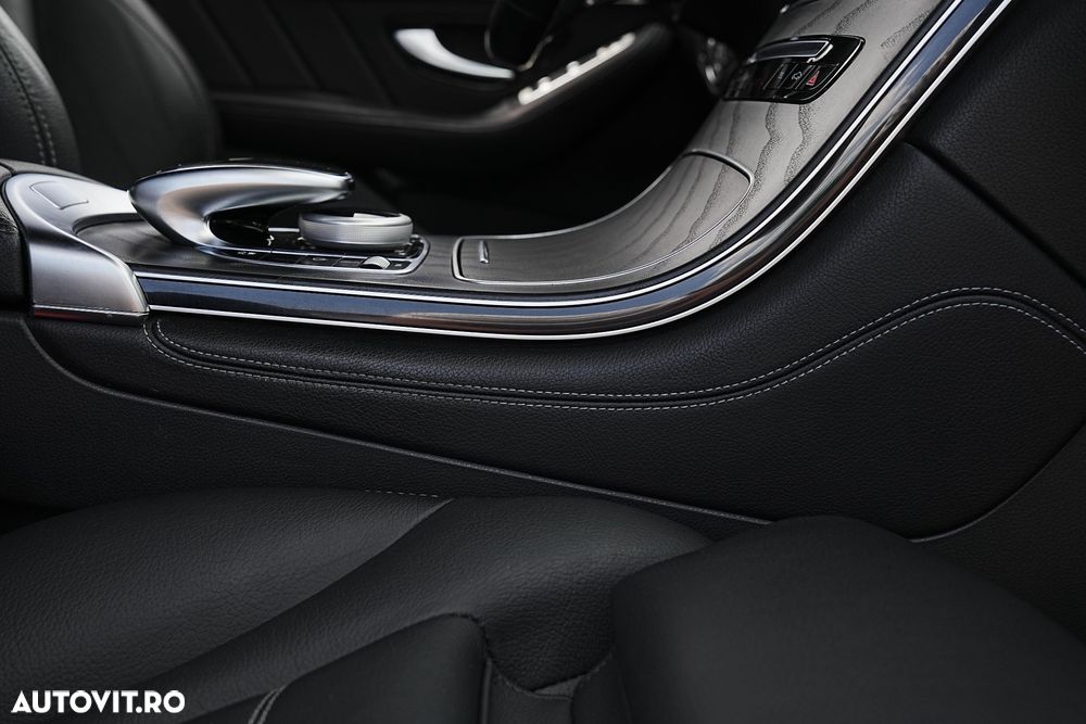 Mercedes-Benz GLC Coupe 220 d 4Matic 9G-TRONIC AMG Line - 16