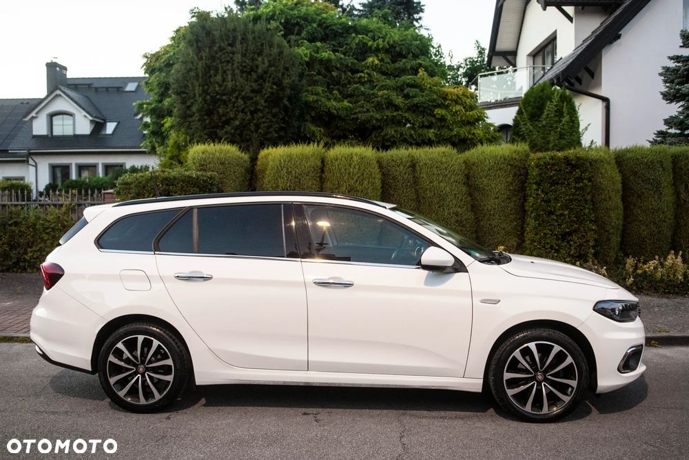 Fiat Tipo 1.4 T-Jet Lounge - 4