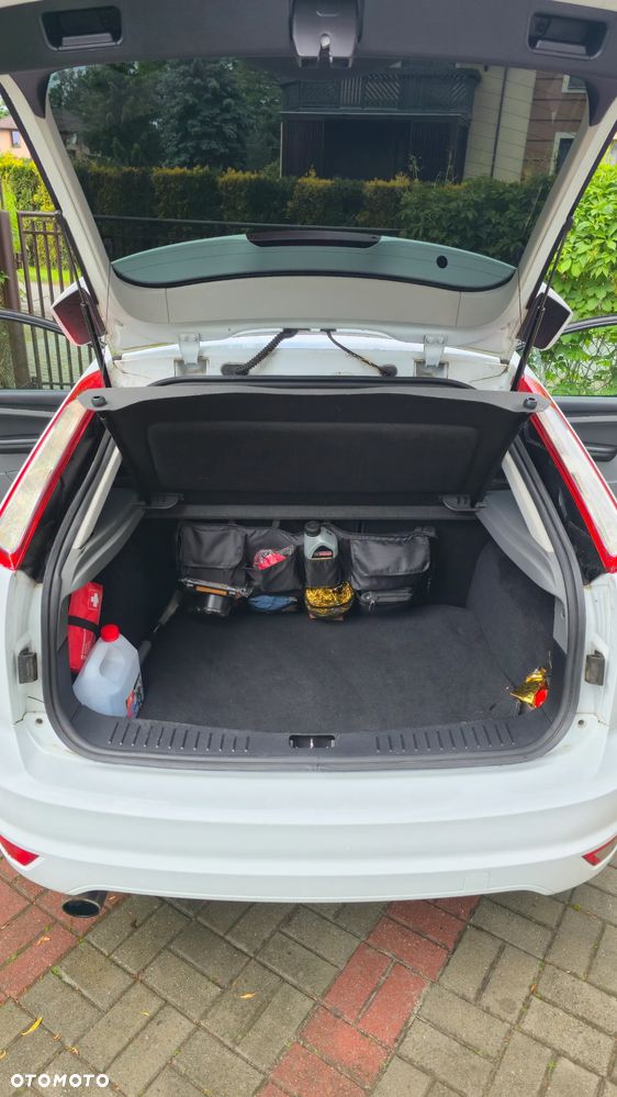 Ford Focus 1.8 FF Trend - 8