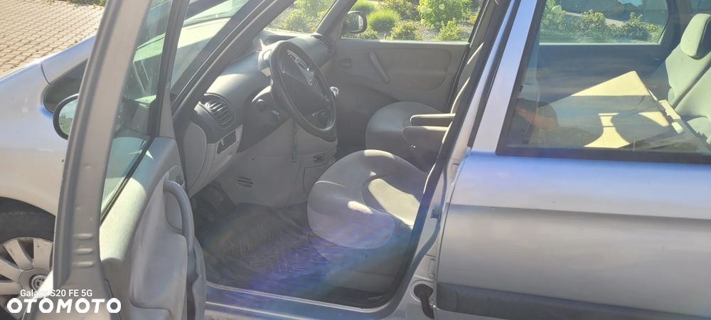 Citroën Xsara Picasso 2.0 HDI Control+ (ex) - 16