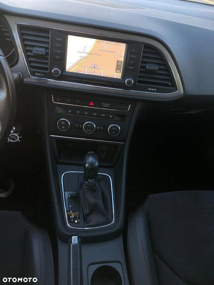 Seat Leon 1.8 TSI Start&Stop DSG FR - 19