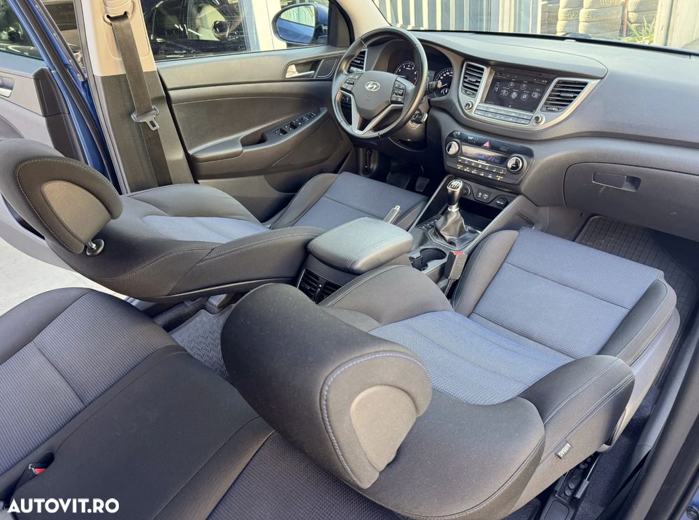 Hyundai Tucson blue 1.6 GDi 2WD Advantage - 11