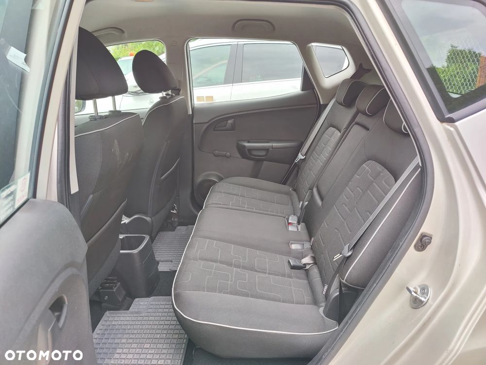 Kia Venga 1.4 M - 6