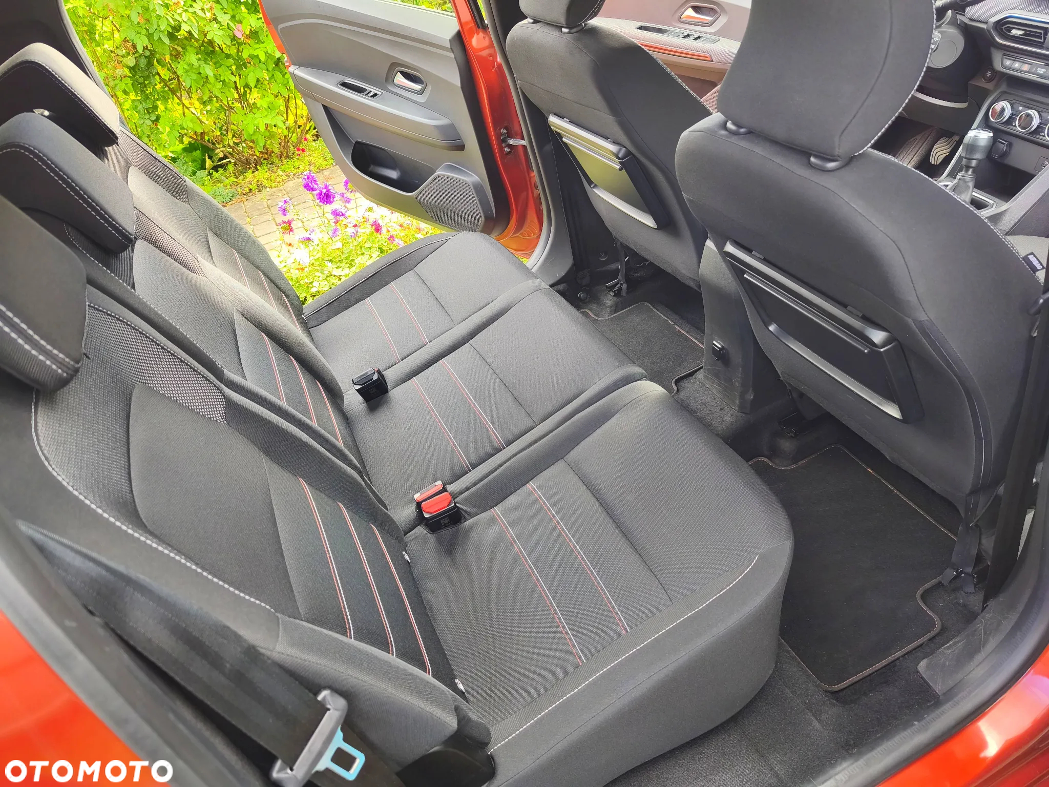 Dacia Jogger 1.0 TCe Extreme 7os - 18