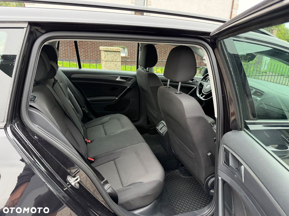 Volkswagen Golf 1.5 TSI BlueMotion ACT DSG Highline - 12