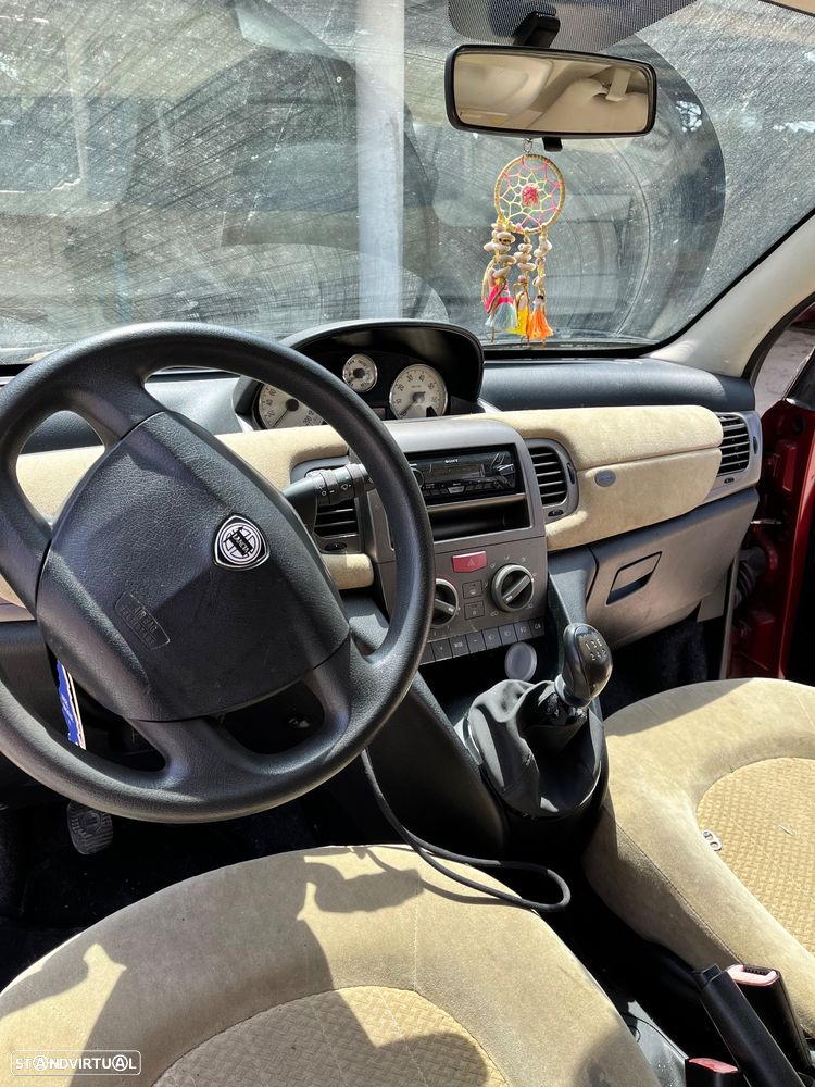 Lancia Ypsilon 1.2 Argento 4 - 9