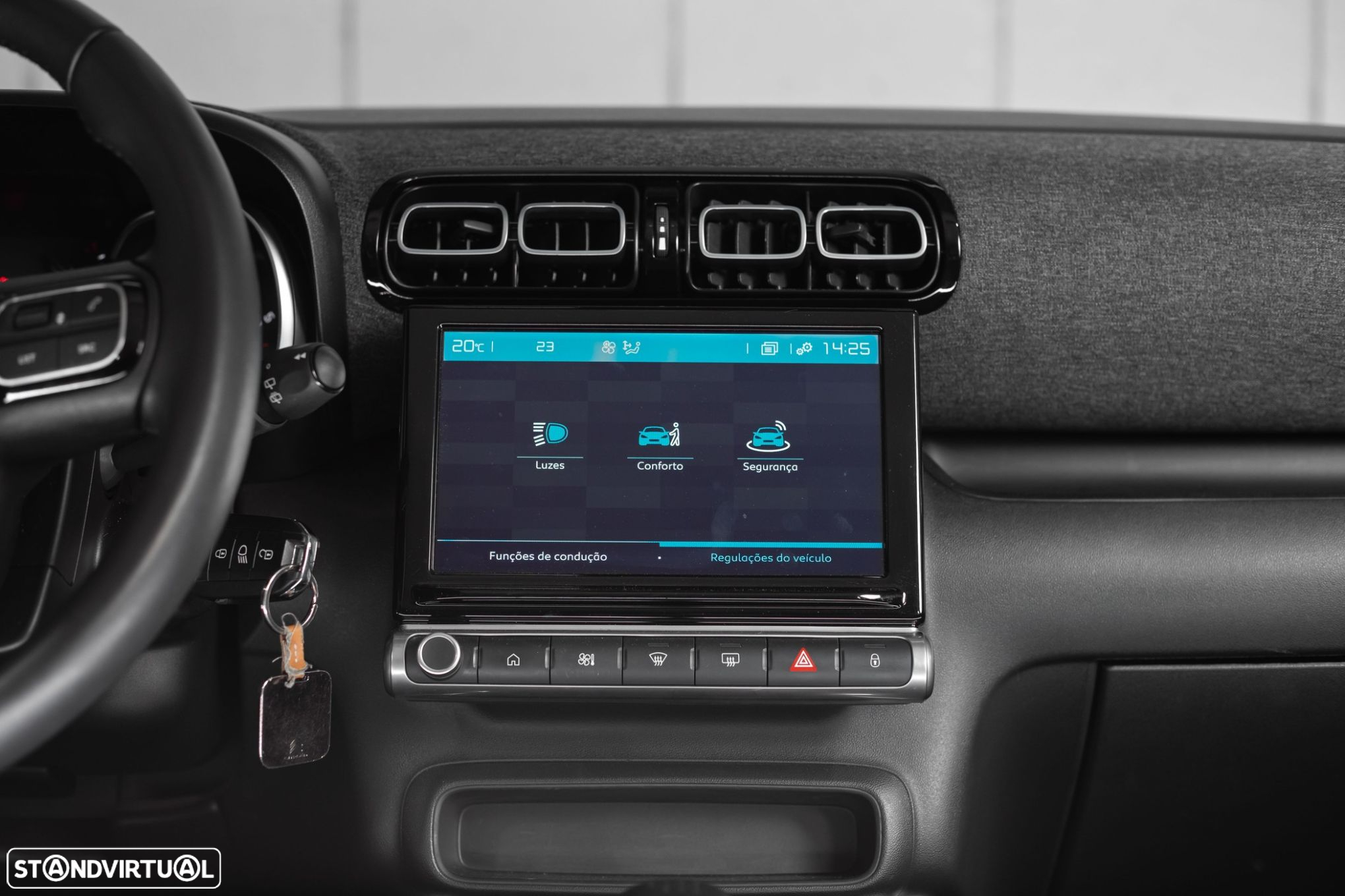 Citroën C3 Aircross 1.2 PureTech Shine - 16