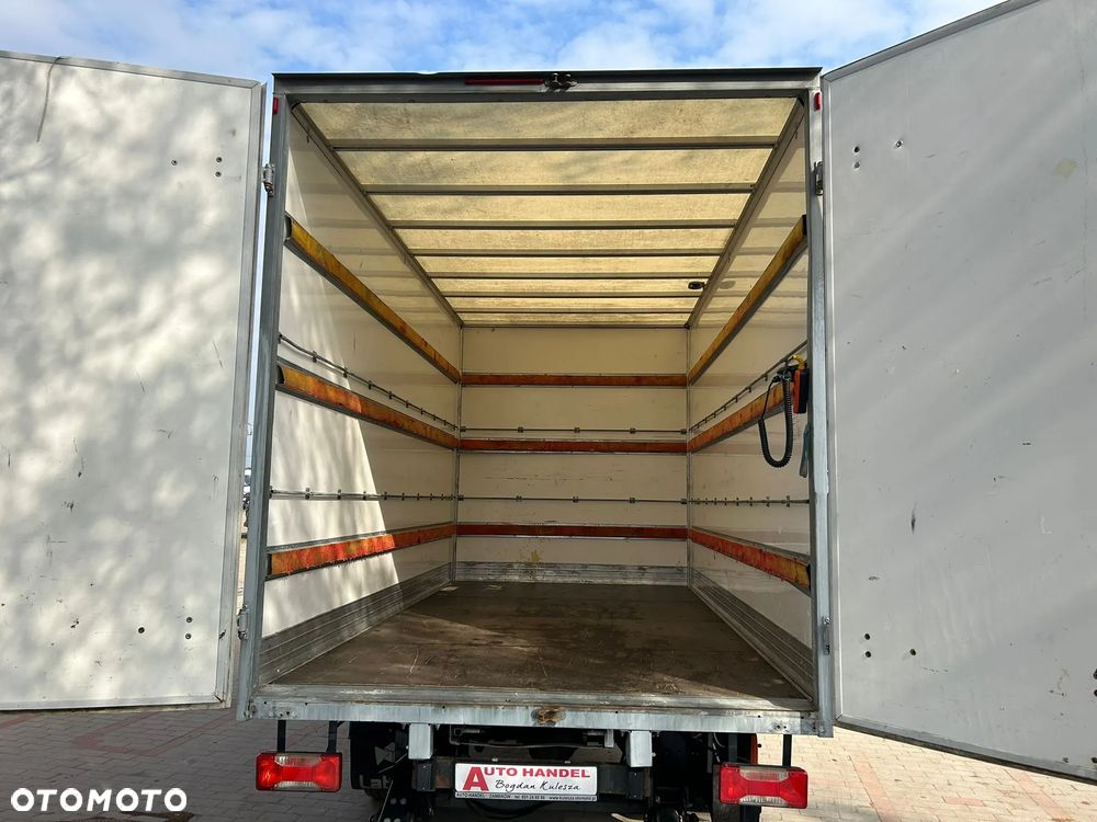 Iveco 35s16 - 21