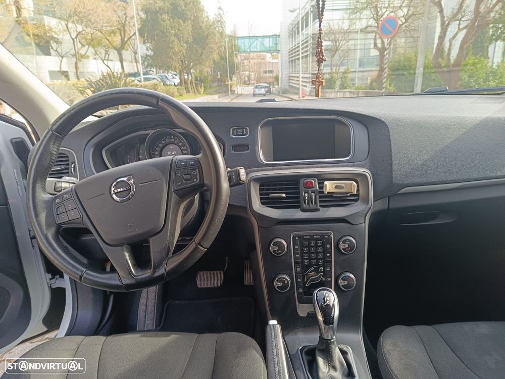Volvo V40 2.0 D2 Kinetic Geartronic - 12