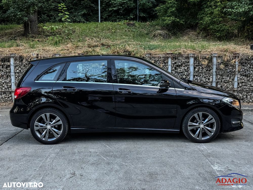 Mercedes-Benz B 180 - 8