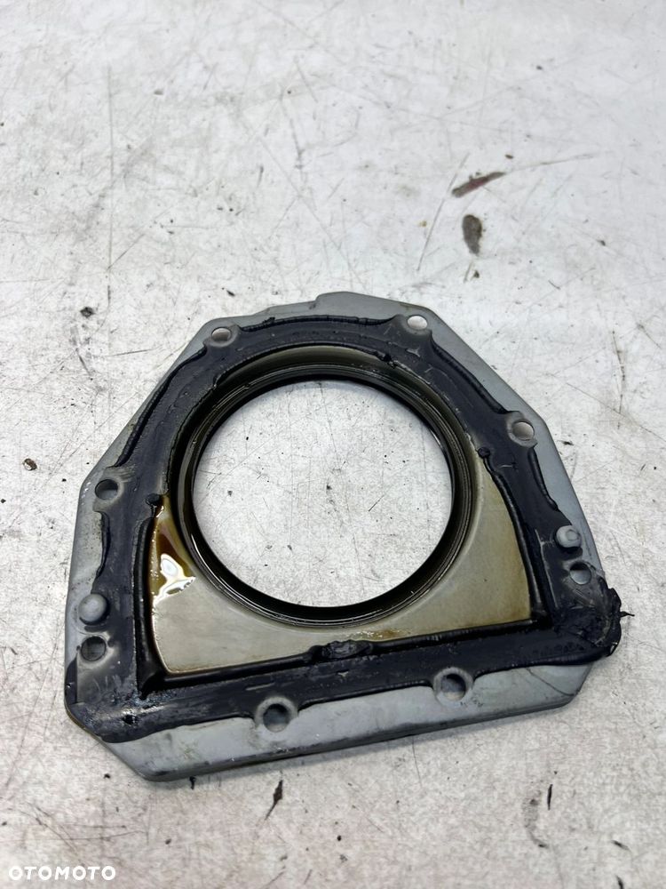 OBUDOWA USZCZELNIACZ WAŁU AUDI VW 2.0 06K103171H - 2