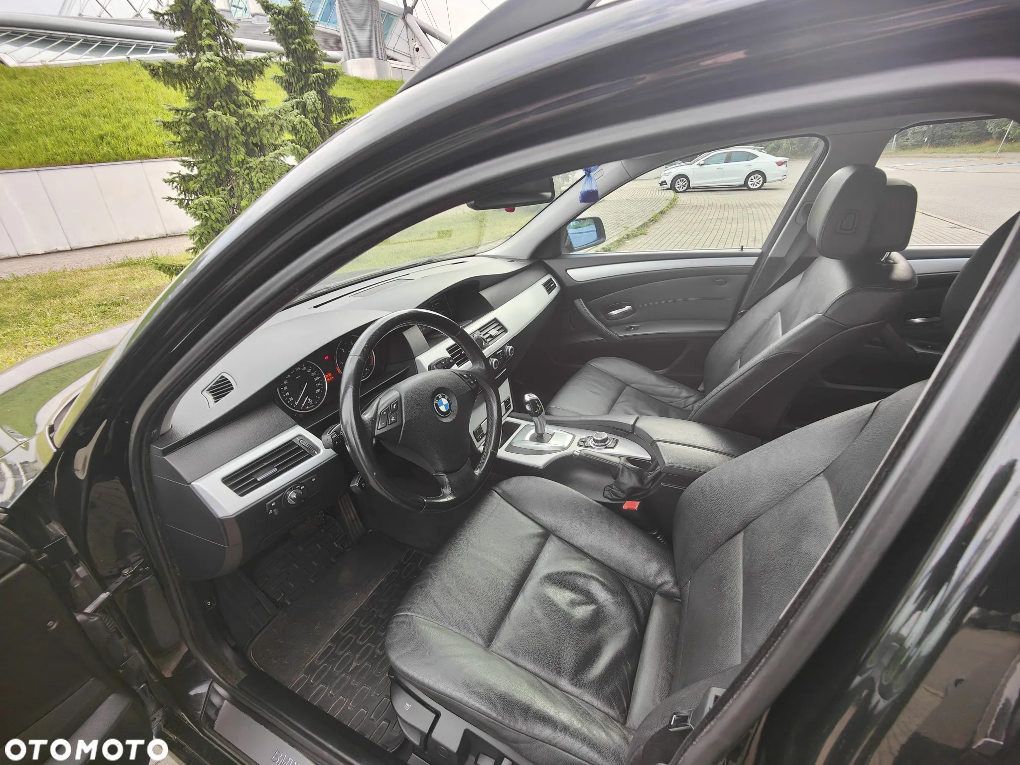 BMW Seria 5 520d Touring - 9