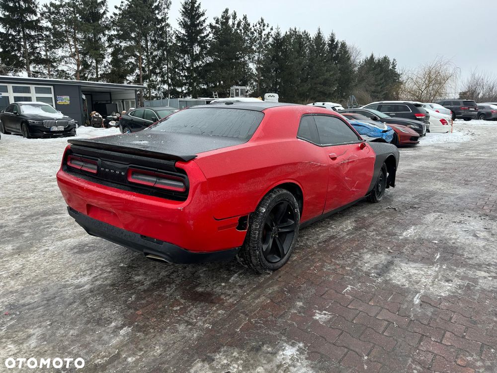 Dodge Challenger - 7