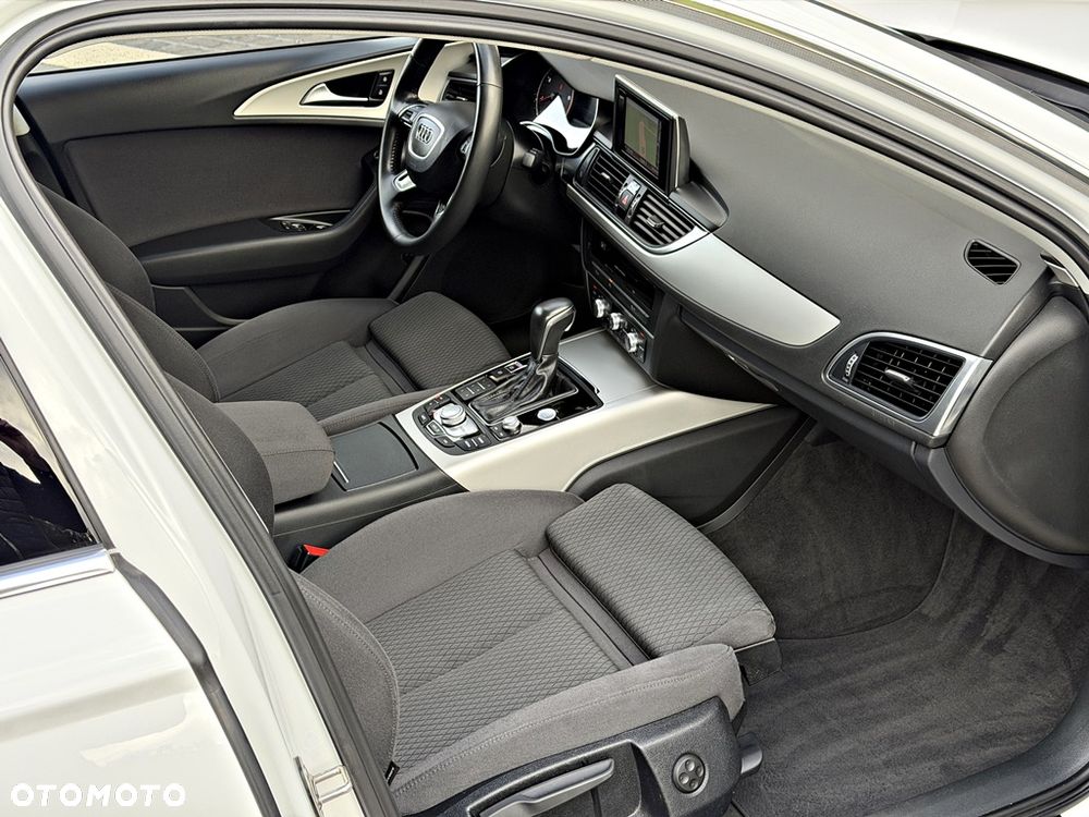 Audi A6 Avant 2.0 TDI Ultra DPF S tronic - 23