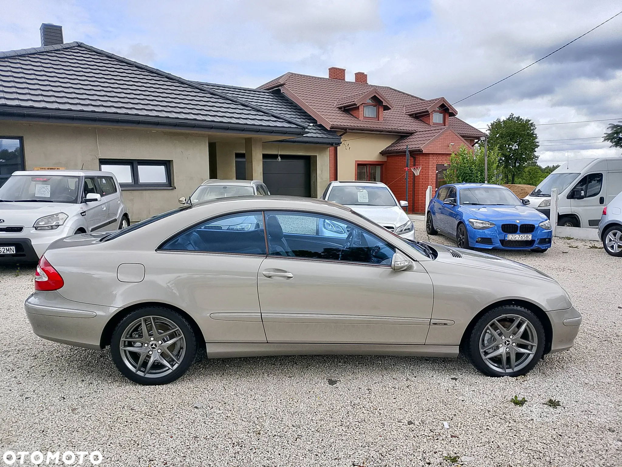Mercedes-Benz CLK 270 CDI Avantgarde - 4