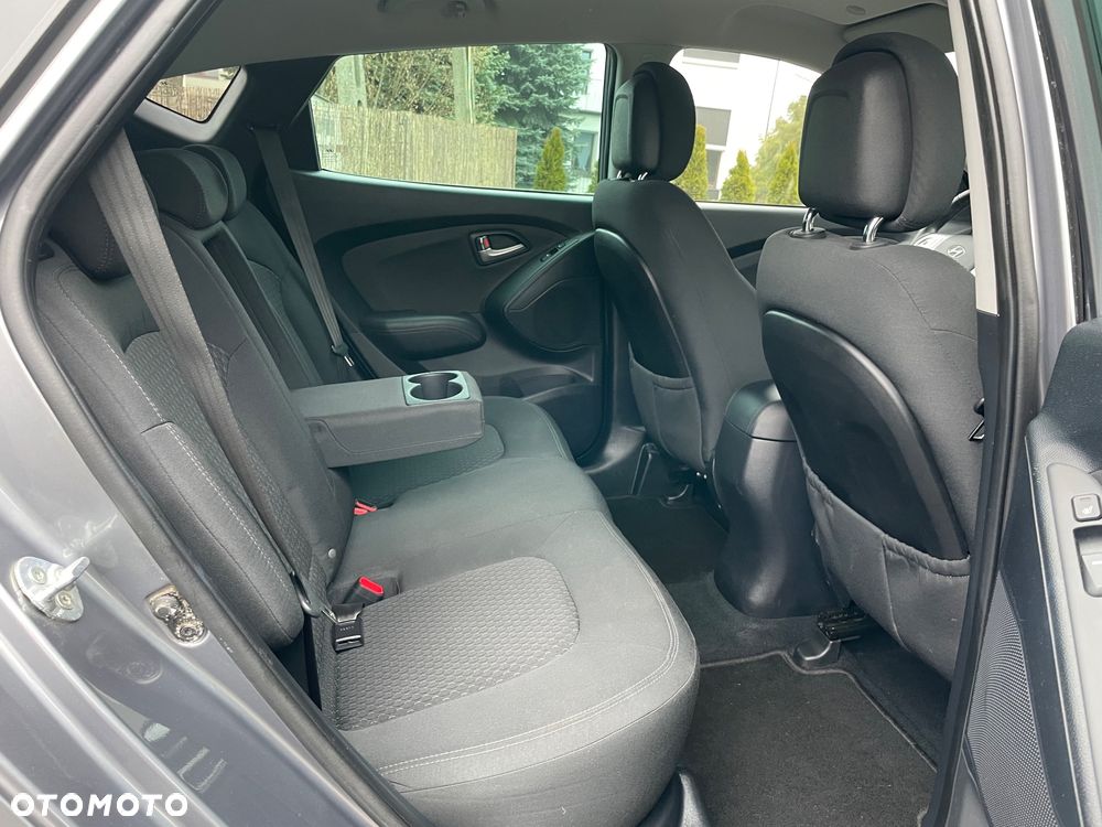 Hyundai ix35 1.6 2WD Fifa World Cup Edition - 33