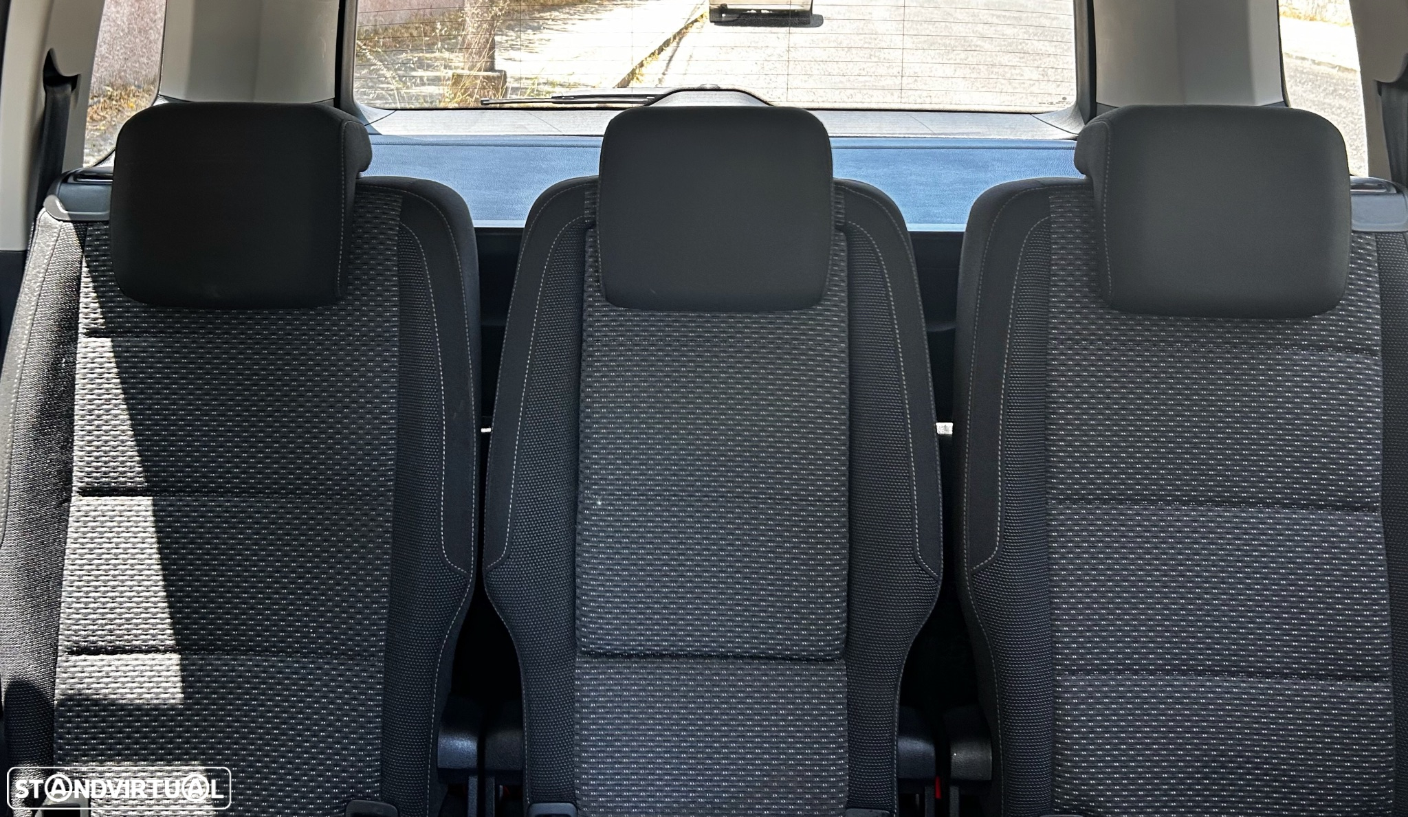 VW Touran 2.0 TDI Confortline - 13