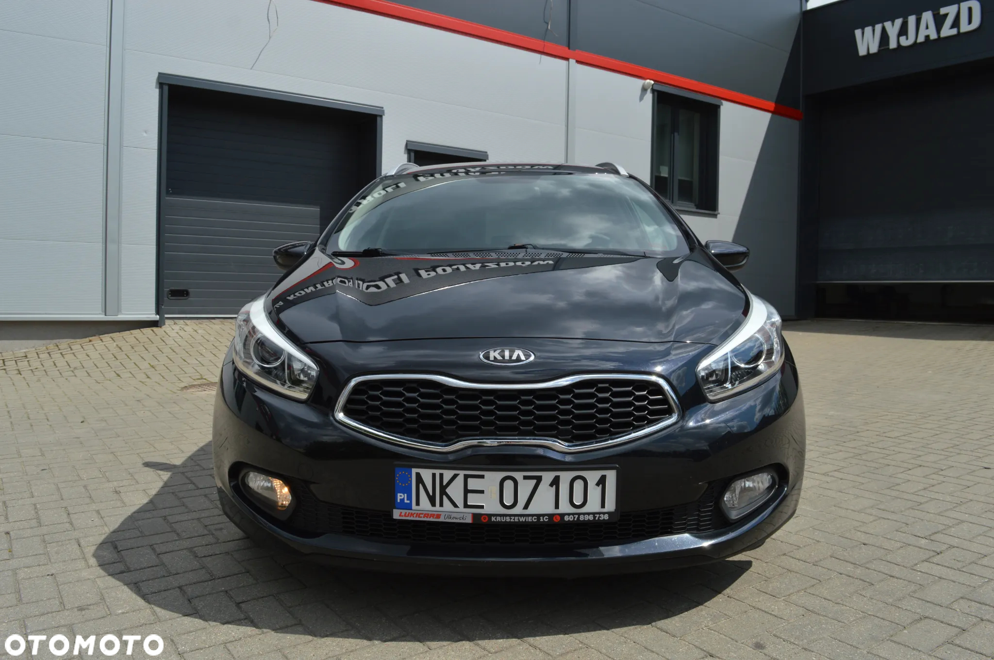 Kia Ceed 1.6 GDI Dream-Team Edition - 10