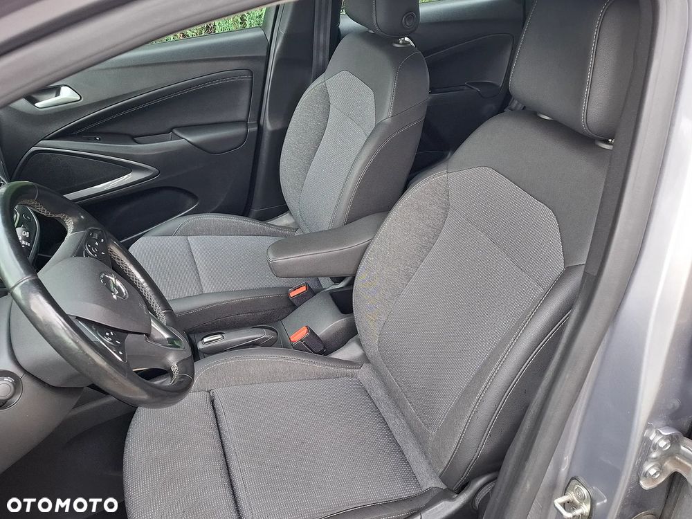 Opel Crossland - 11