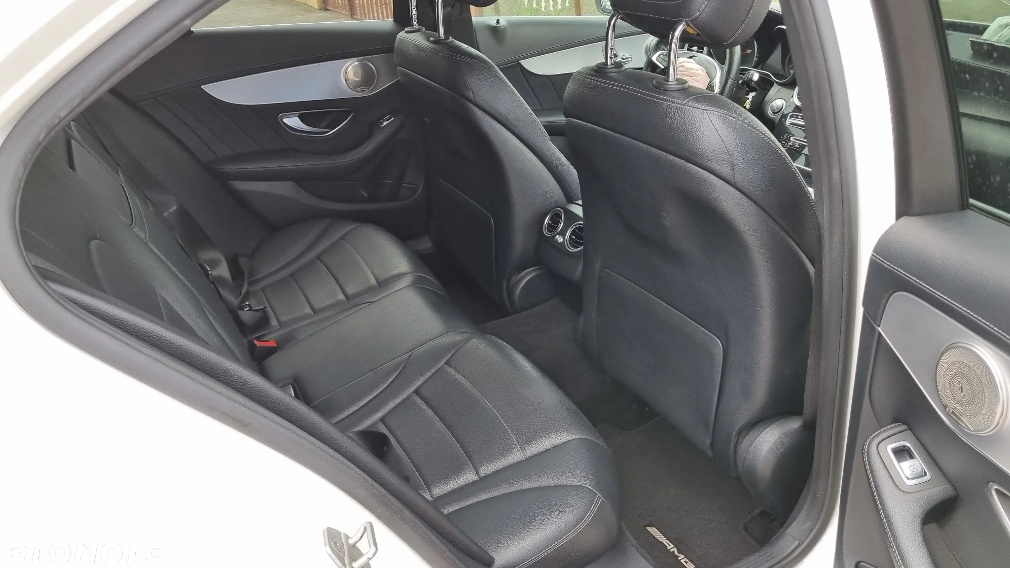 Mercedes-Benz Klasa C 220 CDI DPF Automatik Avantgarde - 20